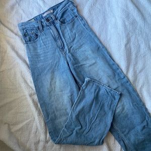 Levi’s high loose jeans